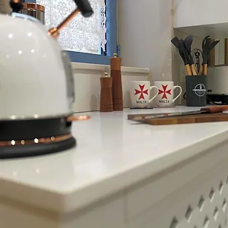 Iz-zebbuga Boutique Siġġiewi